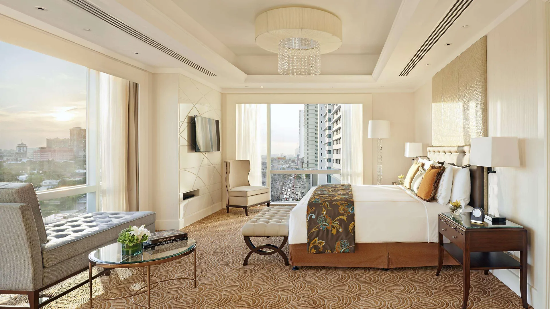 מלון סן פדרו מקאטי Fairmont Makati 5*,