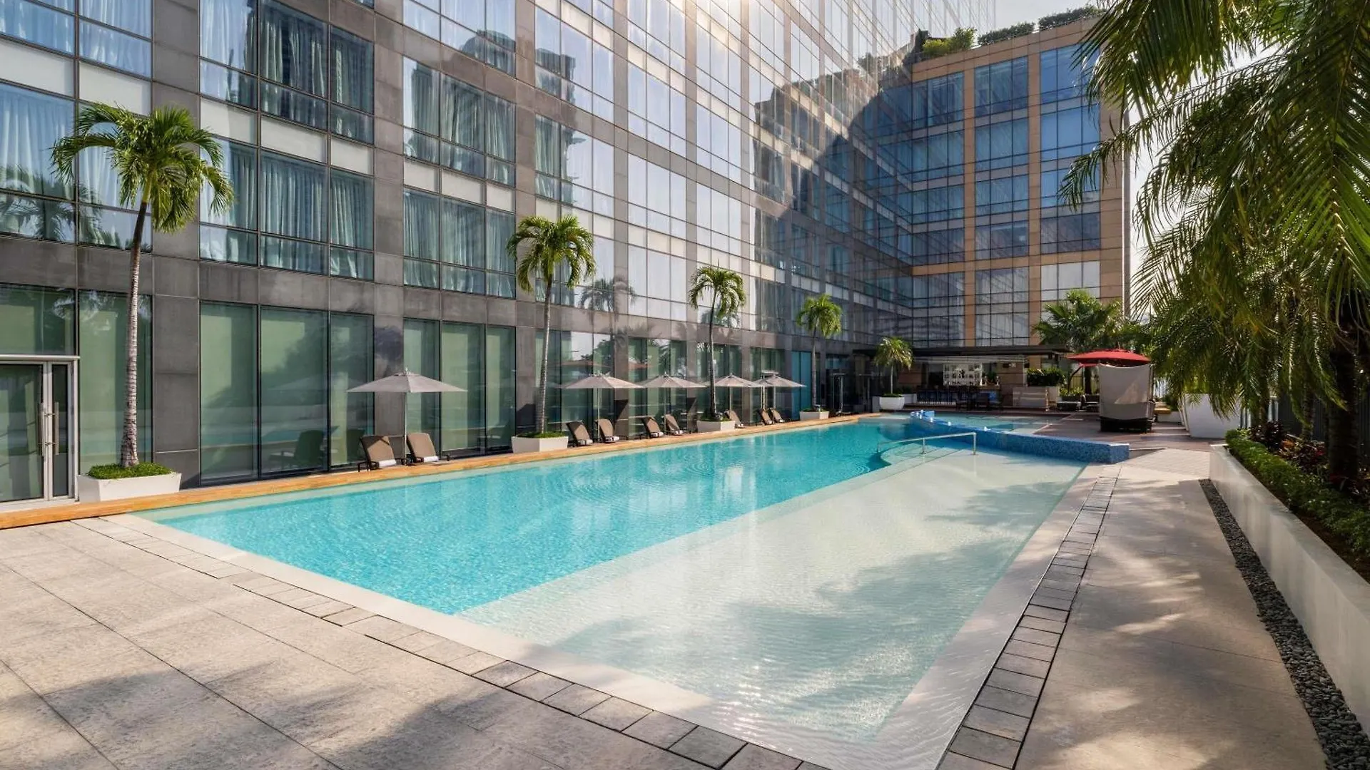 Fairmont Makati Otel Makati City Filipinler